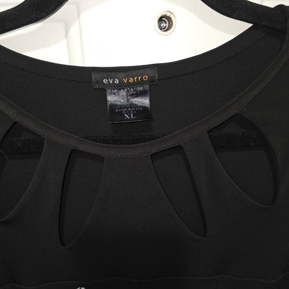 Eva Varro Black Tank Top with White Floral Design - Picture 2 of 5